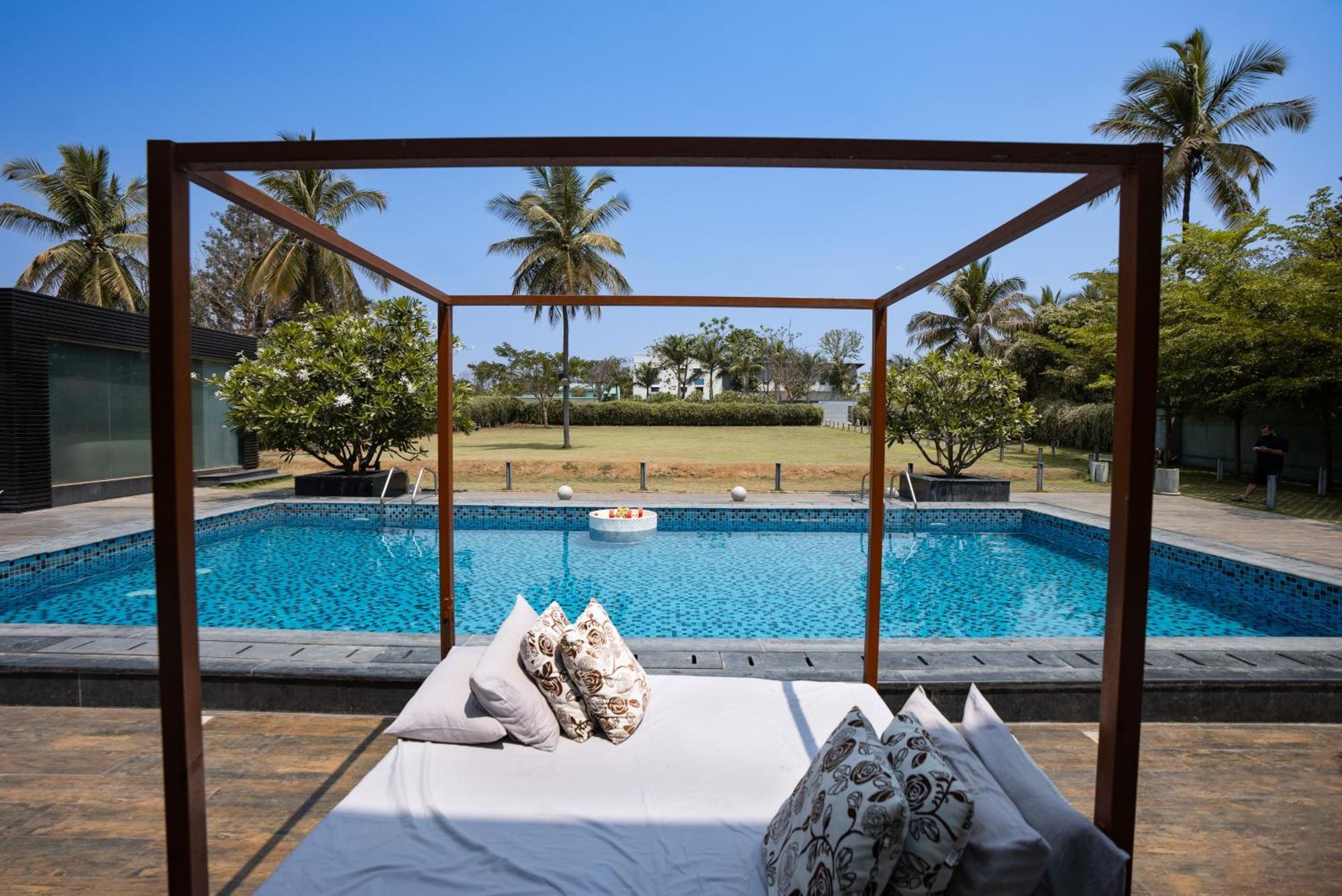 Magnolia - Luxury 3Br Private Pool Villa By Jade Bangalore Buitenkant foto
